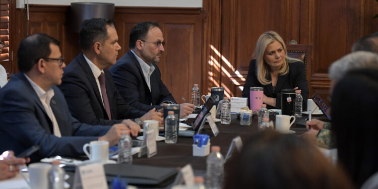 Maru Campos ordena reforzar atención en Cinco Llagas durante Mesa de Seguridad
