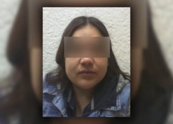 Mujer es acusada de robar 113 artículos de higiene y alimentos en Bodega Aurrerá en Meoqui