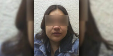 Mujer es acusada de robar 113 artículos de higiene y alimentos en Bodega Aurrerá en Meoqui