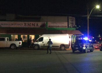 Mujer queda inconsciente tras riña en florería de Delicias