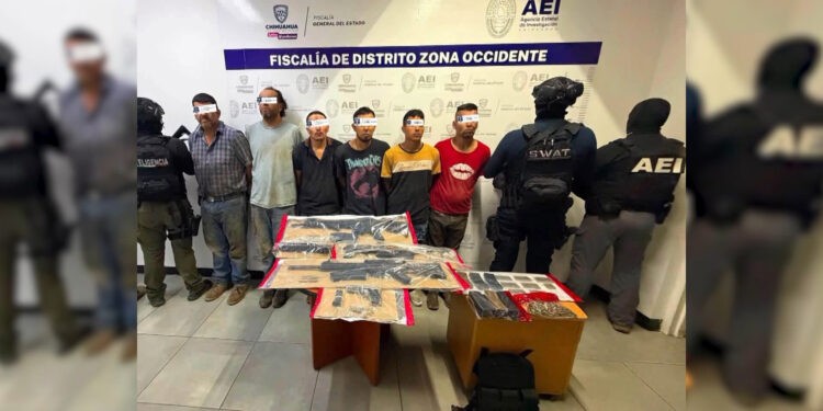 Detienen a ocho presuntos integrantes de célula criminal ligada a homicidios en Cuauhtémoc