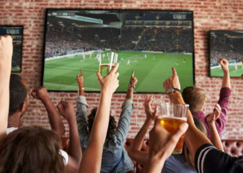 Preve Canaco repunte de hasta 30% en bares y restaurantes por juego de la Selección Mexicana
