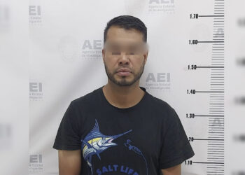 Vinculan a sujeto acusado de tentativa de feminicidio contra su expareja y a su madre