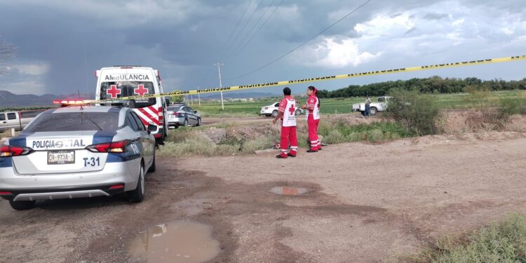 Mujer pierde la vida tras caer a un canal en Saucillo