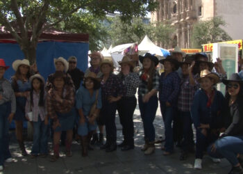 Adultos mayores destacan importancia de actividades por el Día del Abuelo