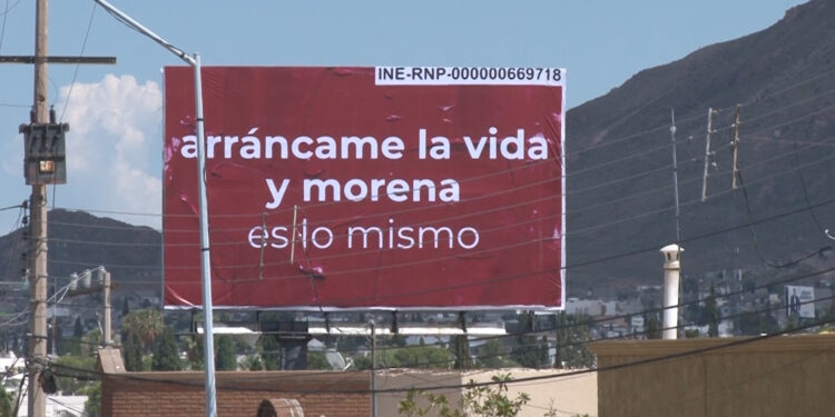 PAN lanza nuevos espectaculares contra Morena tras retiro de anuncios
