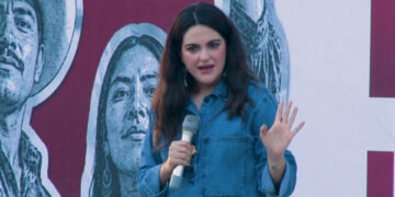 Andrea Chávez encabeza asamblea en la ciudad de Chihuahua