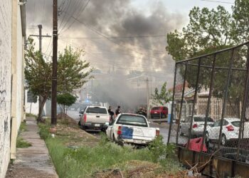 Arde picadero en la colonia Granjas