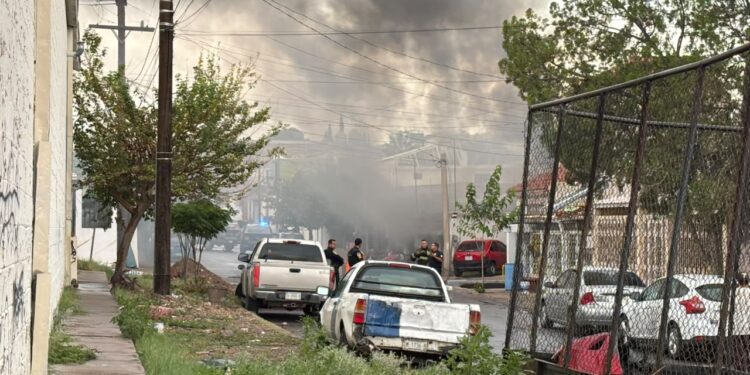 Arde picadero en la colonia Granjas