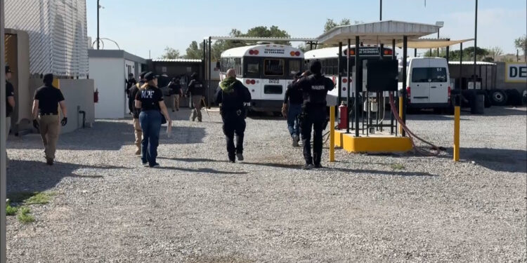 Aseguran dos predios por supuesto huachicol en Ciudad Juárez