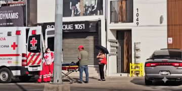 Hombre resulta lesionado tras caer de un balcón en la colonia Nacional