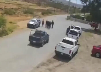 Captan en video riña entre policías de Chihuahua y Aquiles Serdán