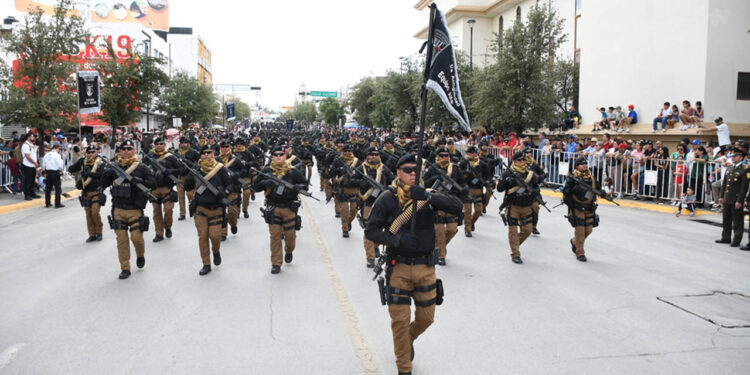 Convocan a instituciones y organizaciones a participar en el Desfile Cívico Militar del 16 de Septiembre
