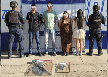 Detienen a 10 personas en Ojinaga tras operativo; aseguran armas, vehículos y equipo de comunicación