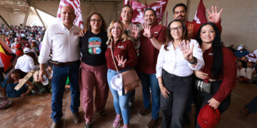 Encabeza Cruz Pérez Cuéllar asamblea informativa de Morena en Ciudad Juárez