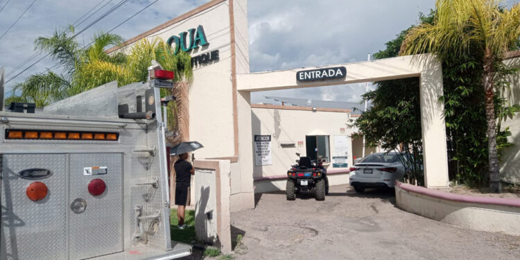 Fallecen dos jóvenes por presunta intoxicación con monóxido de carbono en motel de Delicias