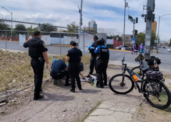 Adulto mayor en situación de calle es hospitalizado tras ser localizado con lesiones en el Centro