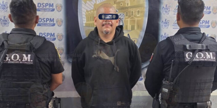 Motociclista es detenido con porciones de supuesta cocaína al circular sobre el Juan Pablo