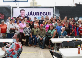 Sostuvo César Jáuregui reunión con vecinos de Tierra y Libertad e Infonavit Nacional