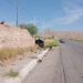 Vuelca automóvil por llanta ponchada en la carretera a Lázaro Cárdenas; hay un herido grave