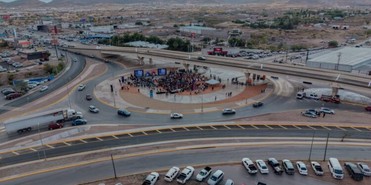 Inauguran paso superior en la avenida Fuerza Aérea